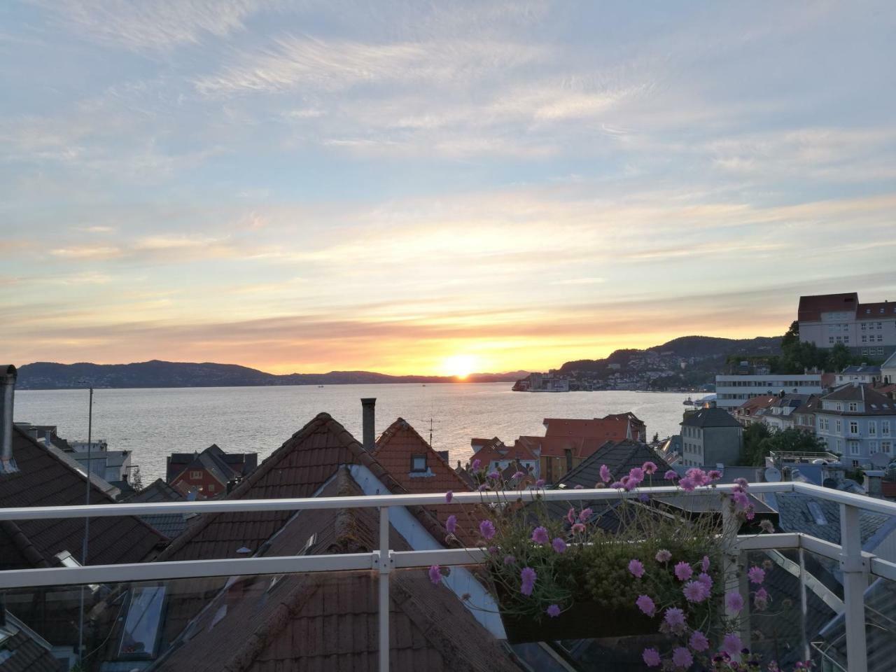 Appartamento Penthouse With Perfect Location And Spectacular View Bergen Esterno foto